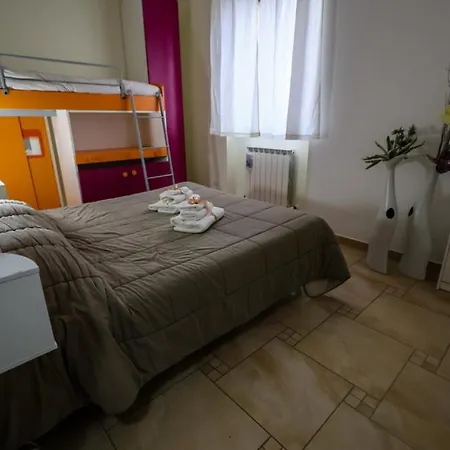 Quattroquattroquattro Сasa de vacaciones Porto San Giorgio